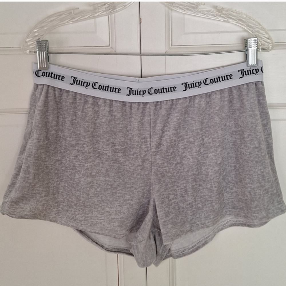 Juicy Couture velour shorts - bundle of 2 - Picture 4 of 6